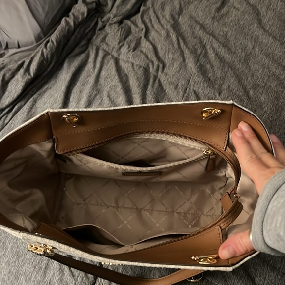 SOLD - Picture 2 of 4